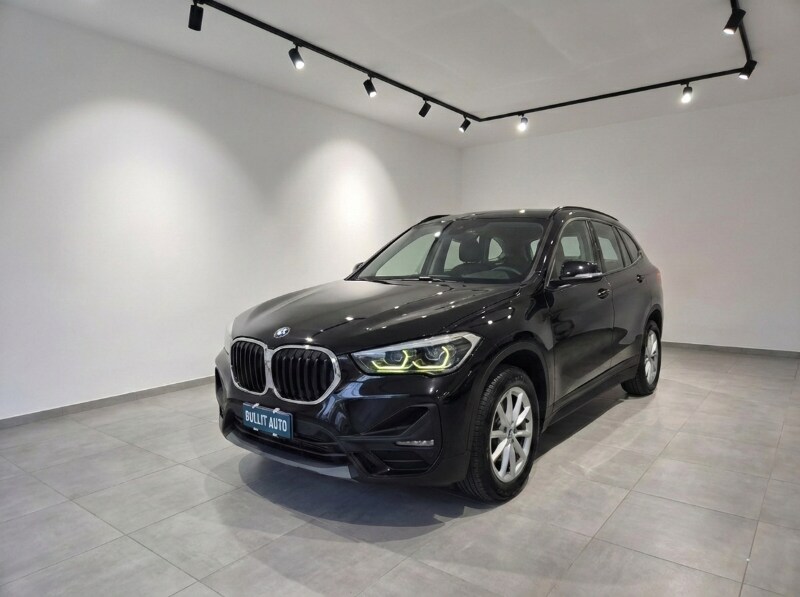 Foto BMW X1            (F48)